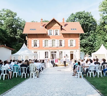 chapiteau-mariage-exterieur-bayard-evenementiel